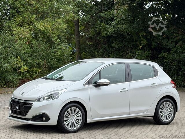 Van PEUGEOT 208 1.6 Active BlueHDi 100 STOP & START