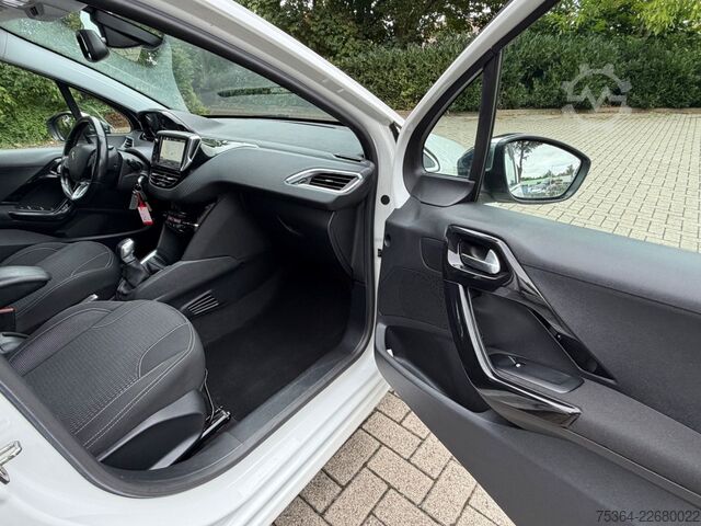 Van PEUGEOT 208 1.6 Active BlueHDi 100 STOP & START