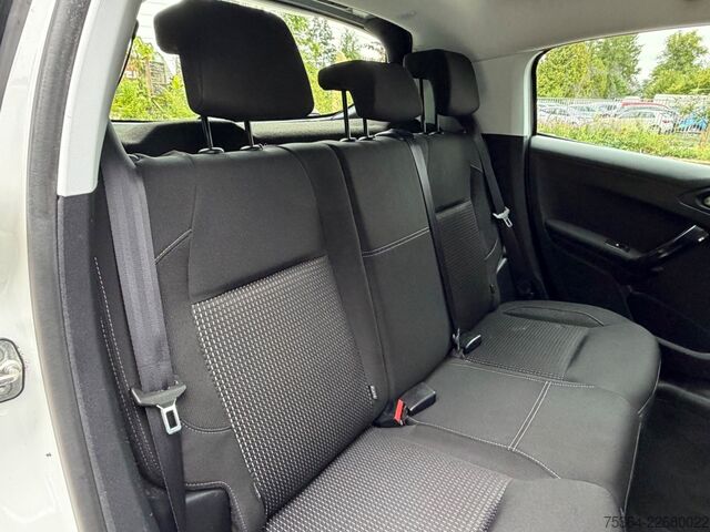 Van PEUGEOT 208 1.6 Active BlueHDi 100 STOP & START