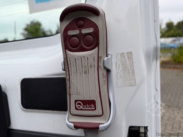Kleinbus FIAT Ducato 2.3 Multijet Maxi 5 Sitze Rollstullift