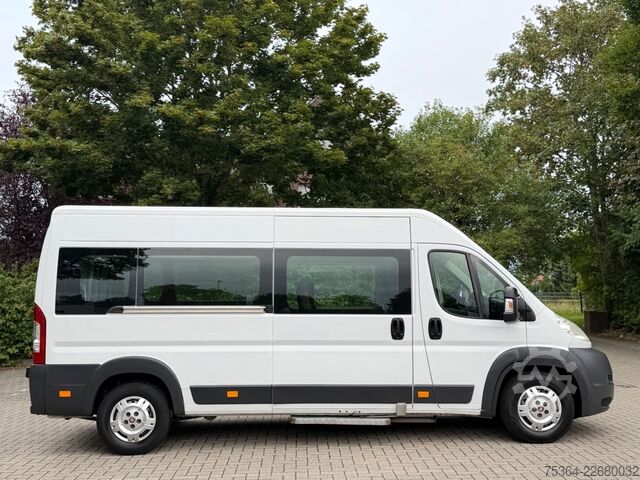 Kleinbus FIAT Ducato 2.3 Multijet Maxi 5 Sitze Rollstullift