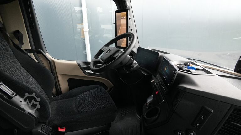 Standard-SZM Mercedes-Benz Actros 1945 GigaSpace tractor unit