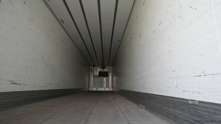 Refrigerated/frozen transport Schmitz Cargobull Bi-temperature refrigerated trailer