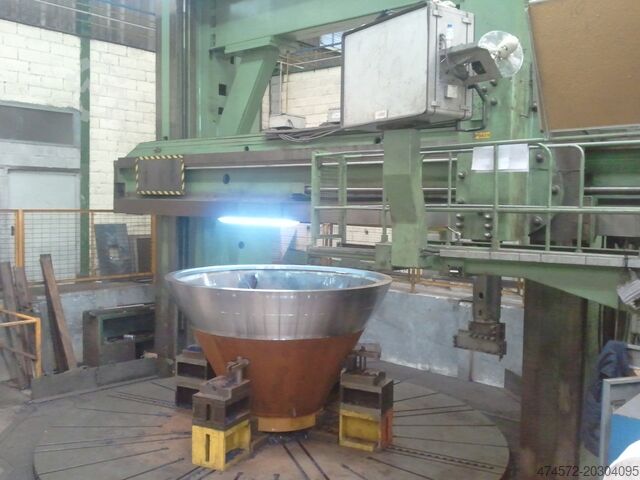 Vertikale Revolverdrehmaschine SCHIESS 6000