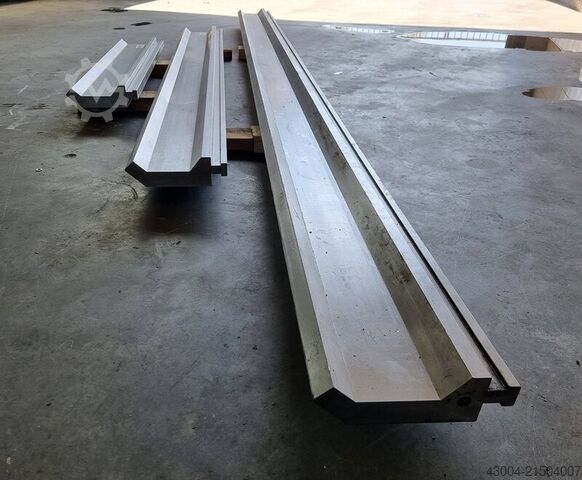 Press Brake Tooling Unbekannt/Unknown Oberwerkzeug System HACO 6500m