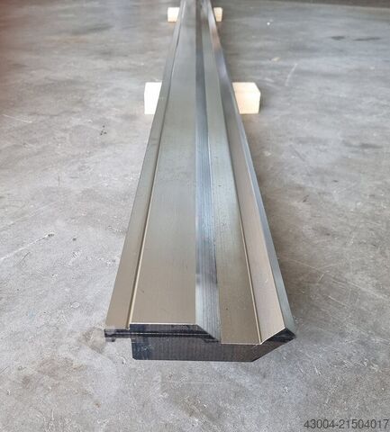 Press Brake Tooling Unbekannt/Unknown Oberwerkzeug System HACO 3100