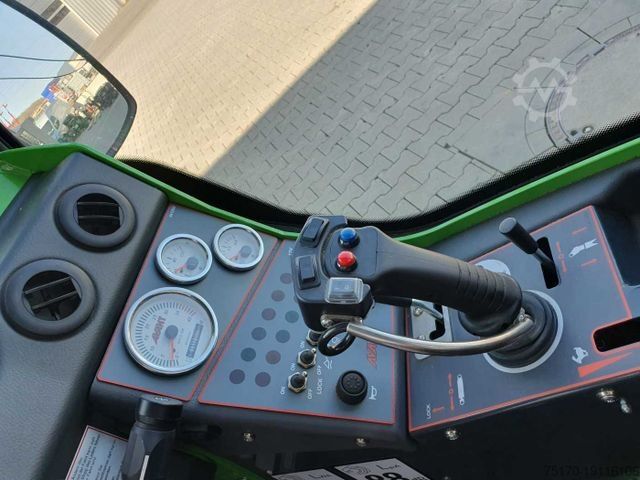 Radlader AVANT_TECNO 530 / nur 126h! /  Inkl. Anbaugeräte! / 2018