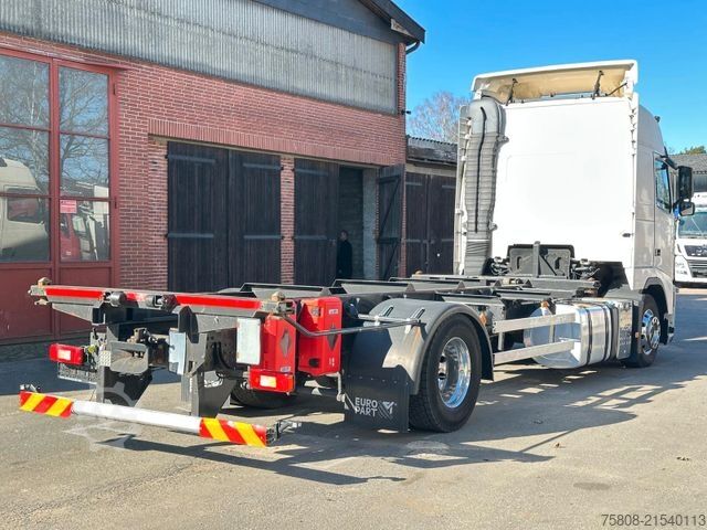 Swap body truck VOLVO FH420 4x2 BDF ADR FL/AT Euro5EEV AHK Klima