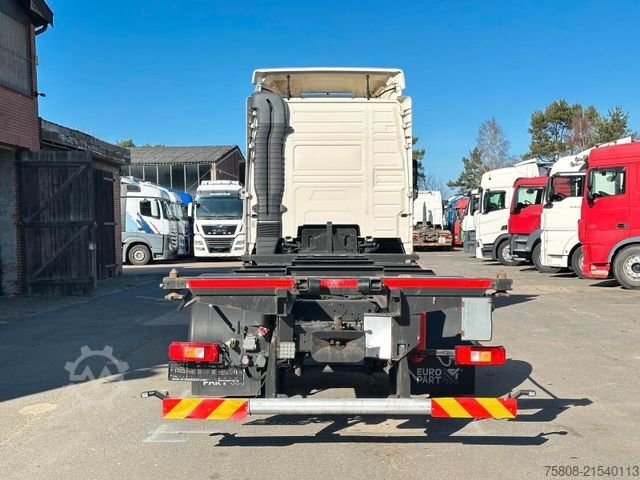 Swap body truck VOLVO FH420 4x2 BDF ADR FL/AT Euro5EEV AHK Klima