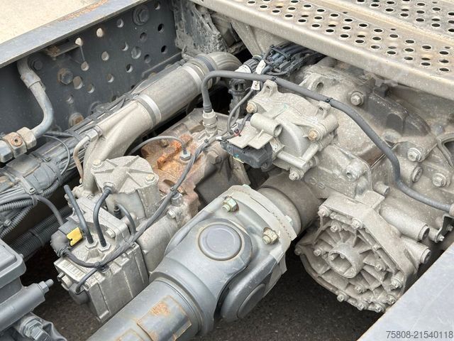 Volumen SZM MERCEDES-BENZ Actros 1845 X-LOW Retarder 2Tanks ACC