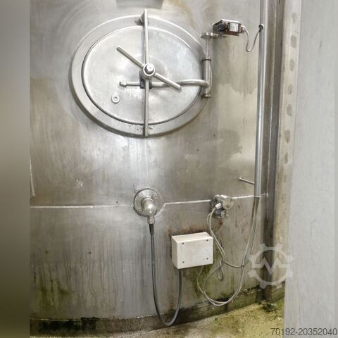 130,000 liter insulated storage tank made of V2A APV Rosista GmbH K0178