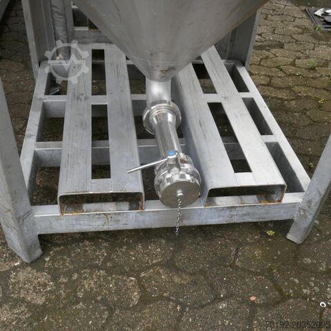 1200 liter conical container made of V4A stainless steel B0043
