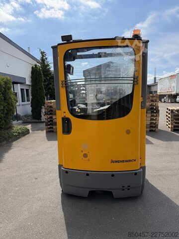 Schubmaststapler Jungheinrich ETV 214 2022y/ 10.5m