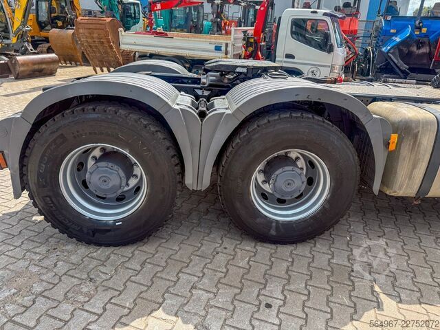 Standard tractor unit MERCEDES-BENZ Actros 3351 MP3 V8 Kipphydr.