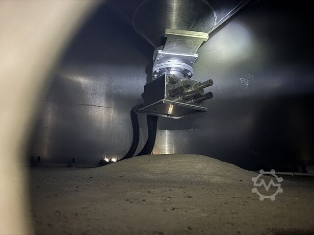 5 x 148 m³ Aluminiumsilo ø 3.500 mm Eichholz