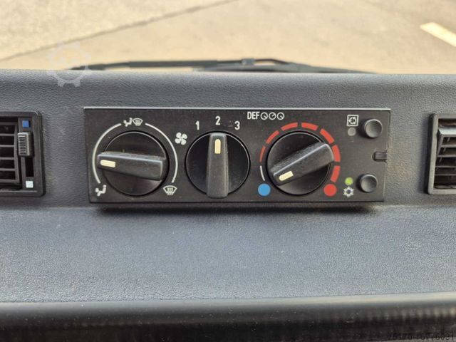 LKW-Fahrgestell MERCEDES-BENZ Unimog U400 4x4 Vario Pilot Zapfwelle LOF
