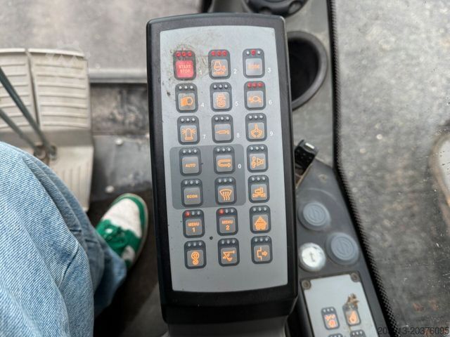 Kettenbagger LIEBHERR LH40C Litronic Industry Long reach 43 Ton