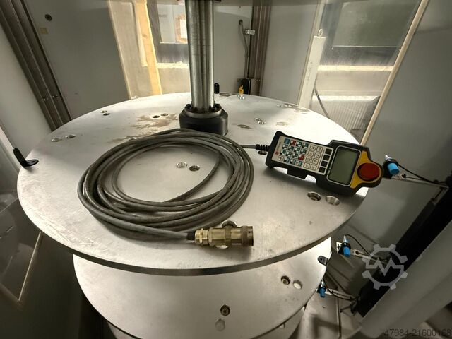 Universal-Bearbeitungszentrum MIKRON AGIE CHARMILLES HPM 800 U