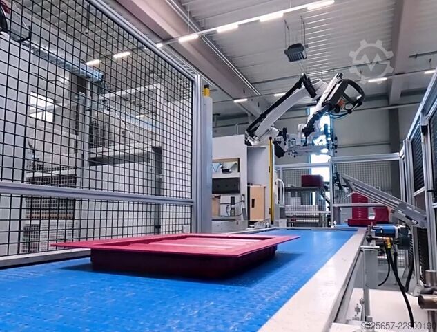 Robot tray handling for thermoforming machines JAC Automation & Robotik GmbH Kuka; Fanuc; Illig