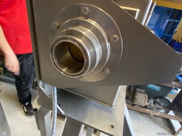 Loma IQ2 Pipe Metal Detector Loma IQ2