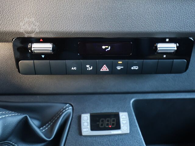 Panel van Mercedes-Benz Sprinter 317 CDI Kasten PRO Hochdach Frisch N