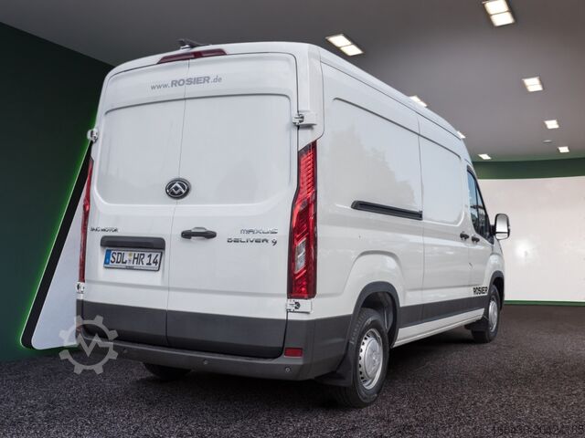 High top van Maxus DELIVER 9