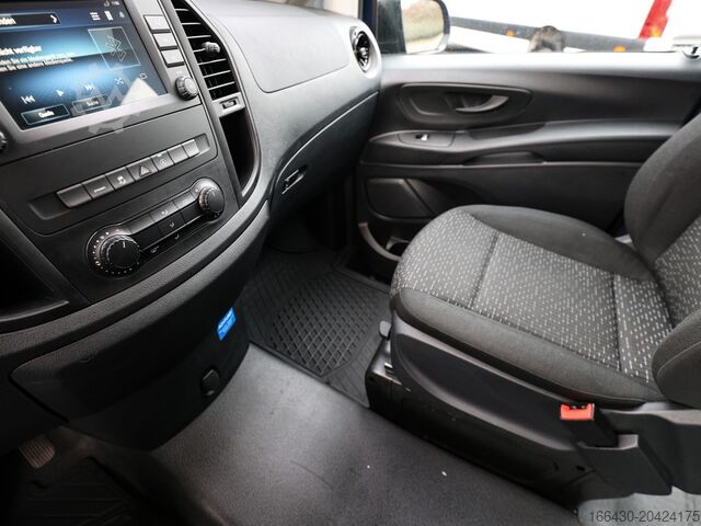 Panel van Mercedes-Benz Vito 114 CDI Mixto Lang AHK DAB Einparkh. Tem