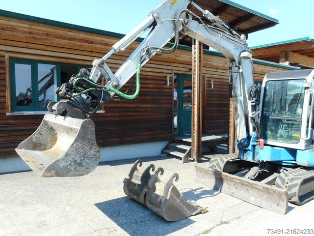 Minibagger Takeuchi TB 153FR ( 5.650kg ) Rototilt + Powert.