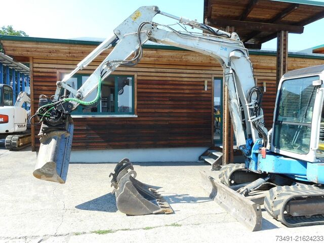 Minibagger Takeuchi TB 153FR ( 5.650kg ) Rototilt + Powert.