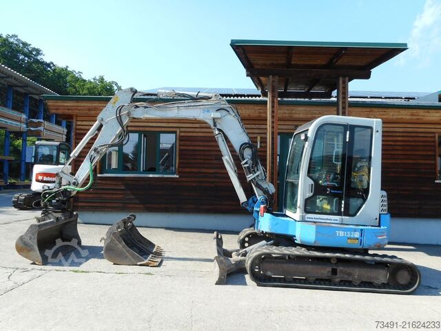 Minibagger Takeuchi TB 153FR ( 5.650kg ) Rototilt + Powert.