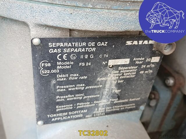 Tanker truck Renault Premium 310