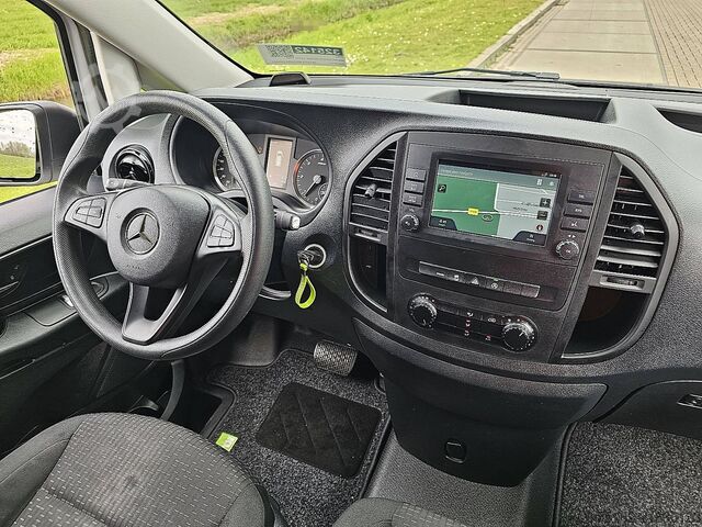 Hochdachkombi MERCEDES-BENZ VITO 116 L2 Navi 163Pk Trekh!