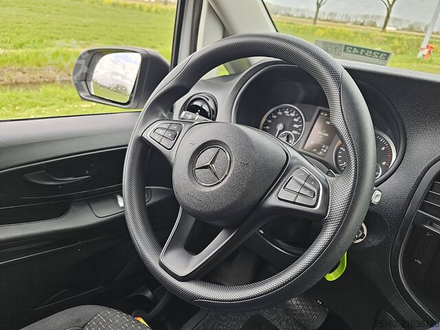 Hochdachkombi MERCEDES-BENZ VITO 116 L2 Navi 163Pk Trekh!