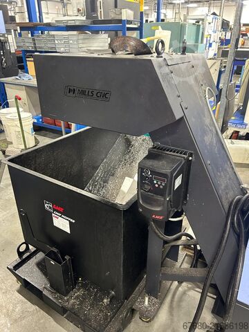 Vertikales Bearbeitungszentrum Doosan DNM 6700