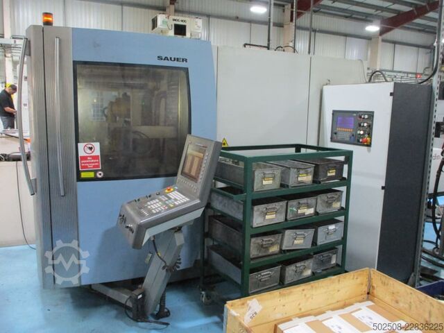Vertical machining center DMG Lasertec 80