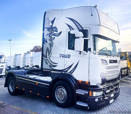 Standard tractor unit SCANIA R730 V8
