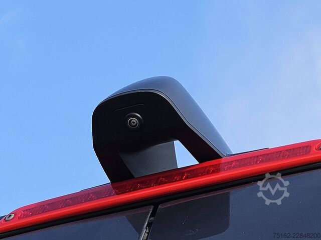High-roof van MERCEDES-BENZ SPRINTER 317 L2H2 Mbux10 LED