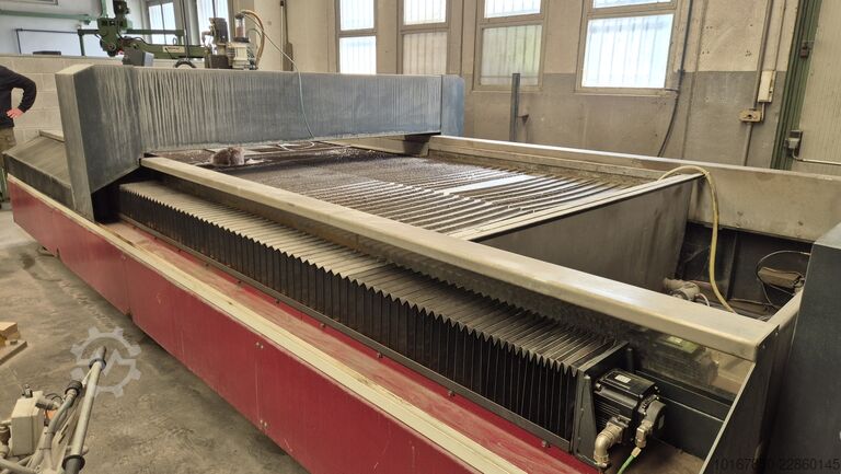 Waterjet Corporation Suprema 4020 – 4,00 Waterjet Corporation Suprema 4020
