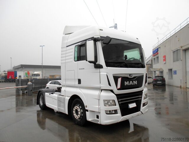 Standard tractor unit MAN TGX 18.500