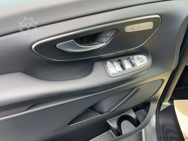 Minibus Mercedes-Benz V 250 d Edition 4x4 AMG Luft LED AHK Liege Leder Tisch