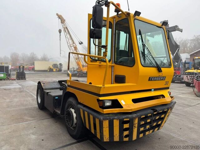 Terminal tractor Terberg YT 222