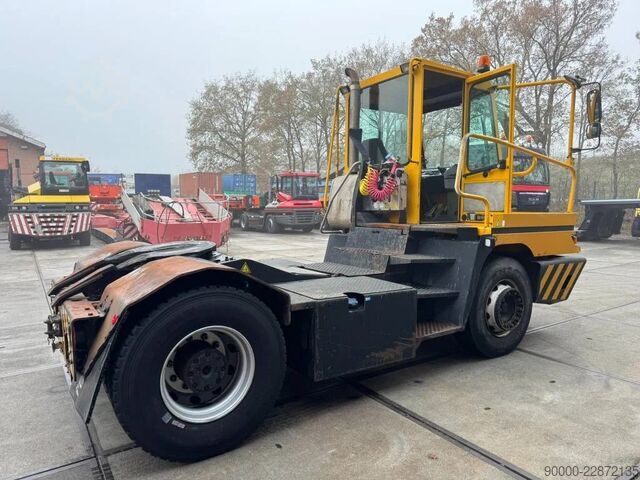 Terminal tractor Terberg YT 222