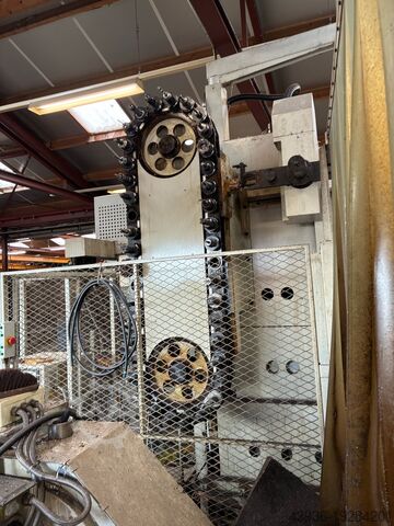 Bettfräsmaschine 3200 x 1200 x 1600 mm KIHEUNG KNC-1000U