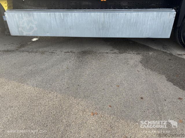Auflieger mit Pritsche & Plane Schmitz Cargobull Semitrailer Curtainsider Standard