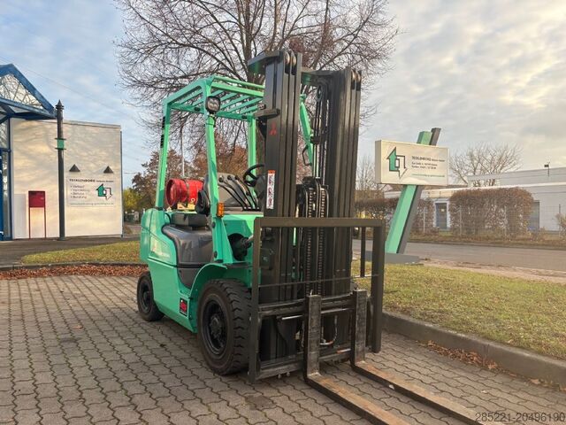 Treibgasstapler Mitsubishi FG25N - Original 867 Stunden