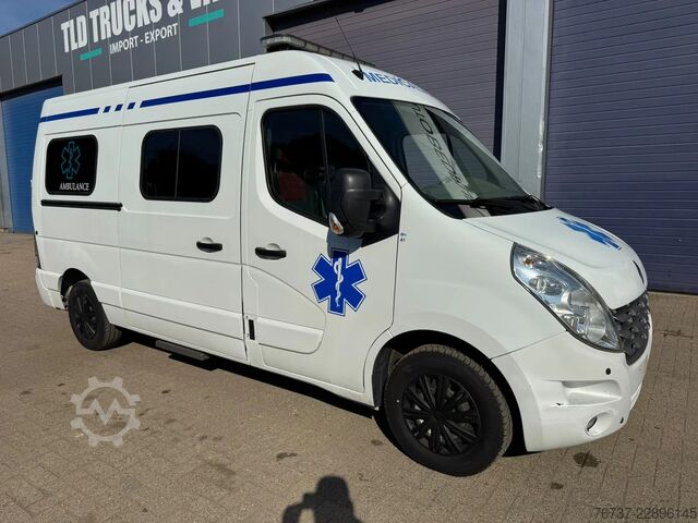 Rettungswagen Renault Master **EURO 5-BELGIAN ORIGINE-AIRCO**