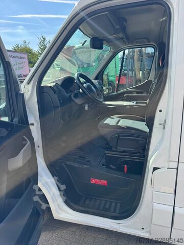 Rettungswagen Renault Master **EURO 5-BELGIAN ORIGINE-AIRCO**