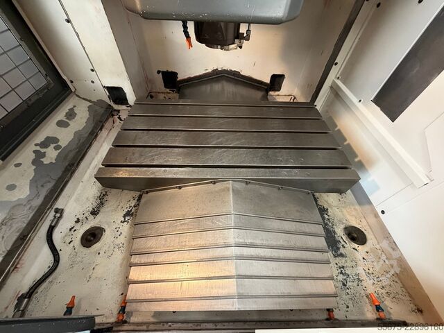 Vertikales Bearbeitungszentrum KONDIA HM 10