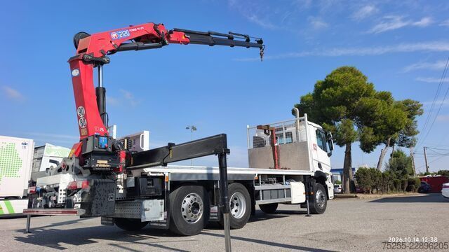 Abschleppwagen LKW RENAULT 26.440 C 6X2 EURO 6 + GRUA HMF