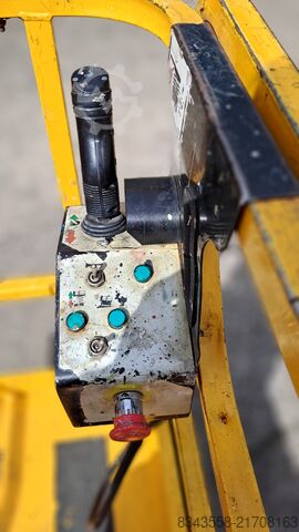 Scissor lift Haulotte Compact 10